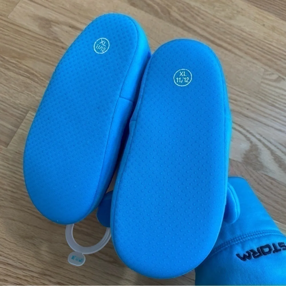 Blue’s Clues Plush Slippers NWT XL 11/12 Blue Pink Magenta Kids Toddler